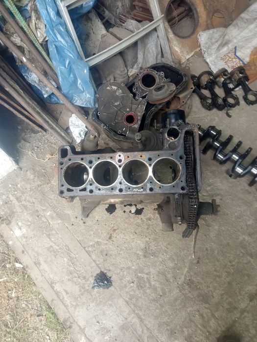 Продается блок двигателя ВАЗ 2106