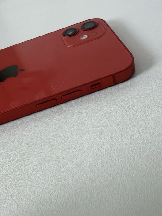 Продам айфон 12 срочно торг есть