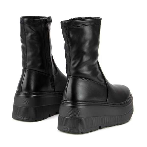 Черни Боти На Платформа