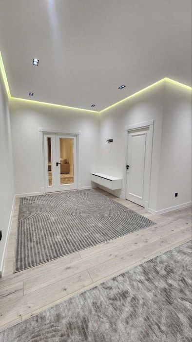 Аренда! ЖК E-ONE ориентир (PIRAMIT TOWER)