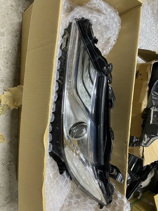 Решетка бампера Тойота камри 75 оригинал