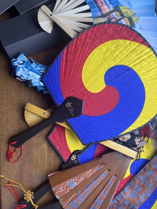 Веера новые разные