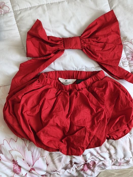 Vând lot haine fetița mărimea 110-116( 4-5 ani)