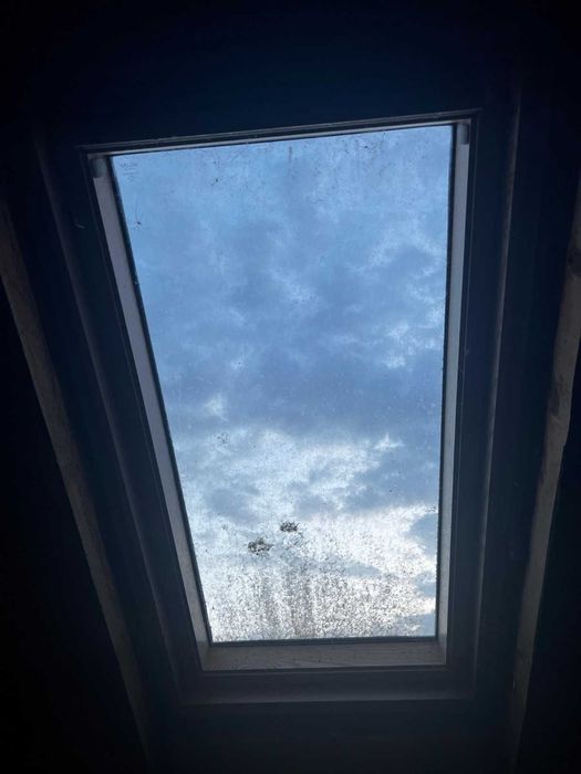 Vand casa la rosu ,  Loc. Malcoci , Jud. Tulcea