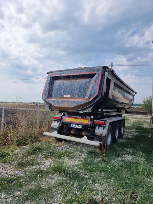 Închiriez Semiremorca Piatra/ Balastru /Pamant 24 mc Schwarzmuller