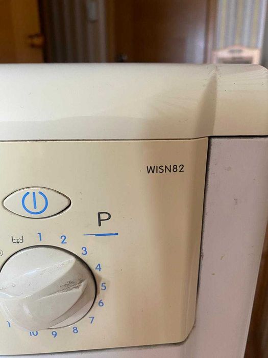 продам стиралку Indesit (б\у)