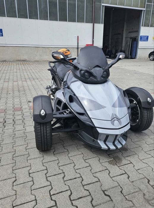 Can-Am Spyder 1000