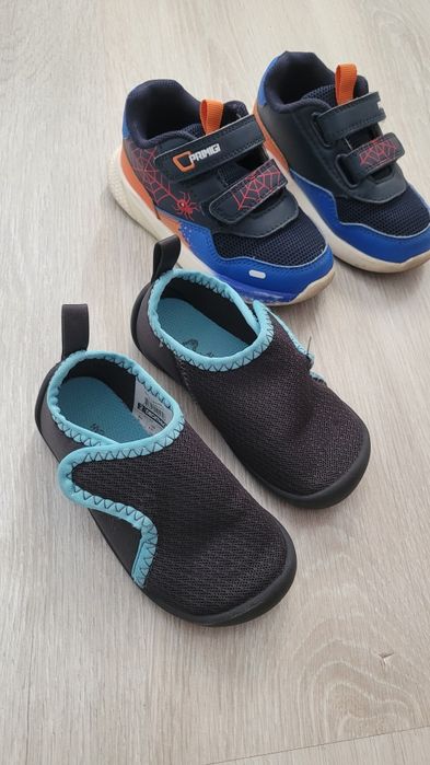 Adidasi primigi/ decathlon marimea 25