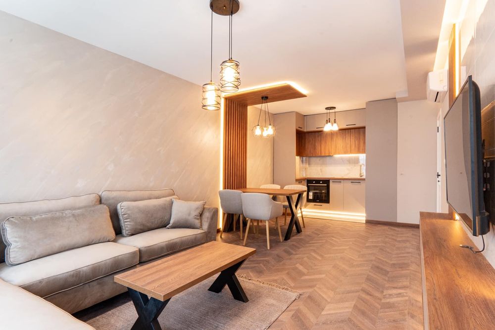 Дава се под наем Двустаен апартамент в Пловдив, Остромила - 65 кв.м за 500 € - Снимка #1