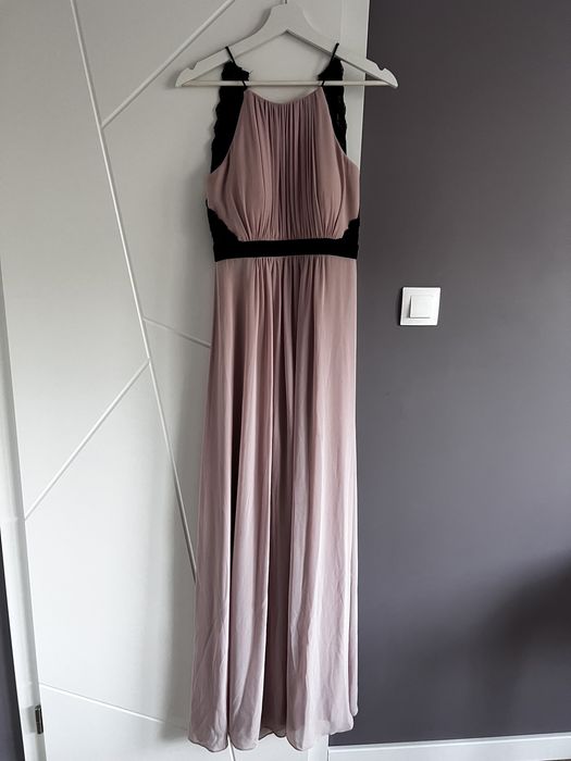 Официална рокля в цвят пепел от рози