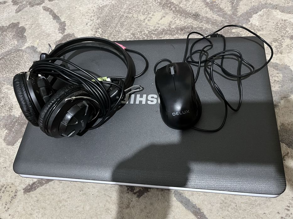Продам Ноутбук TOSHIBA