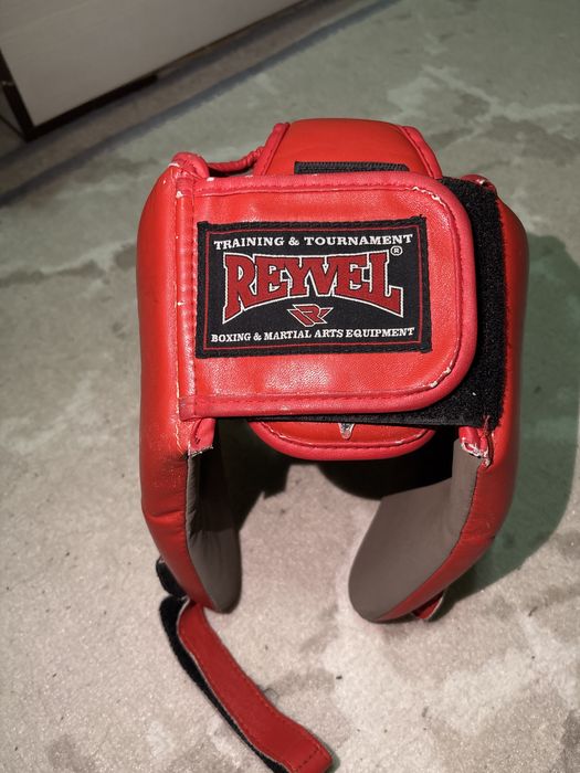 Боксер жаза берындер торг бар.