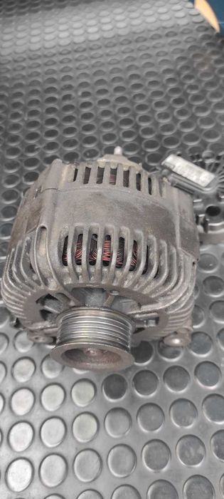 Генератор-алтернатор за Ауди А6 С6 4F динамо