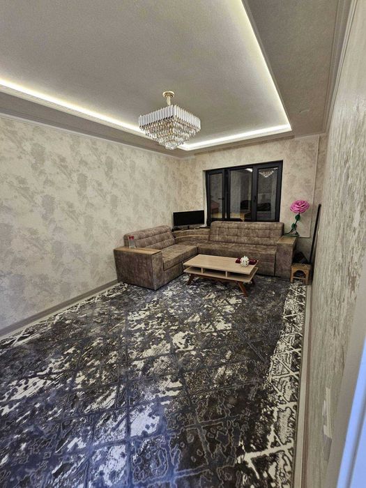 Евро 3 хона сотилади