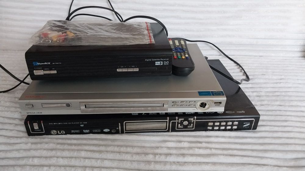 Продаю DVD плеер LD и MAXWELL