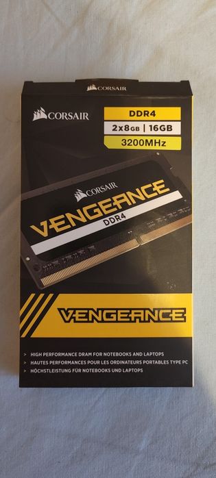 Memorie Ram 2x8gb DDR4 laptop: Corsair Vengeance 3200MHz