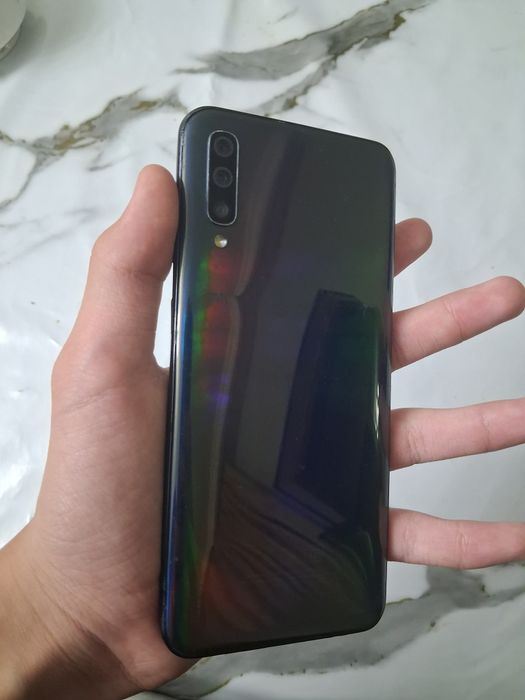 Samsung a50 отличном состояний