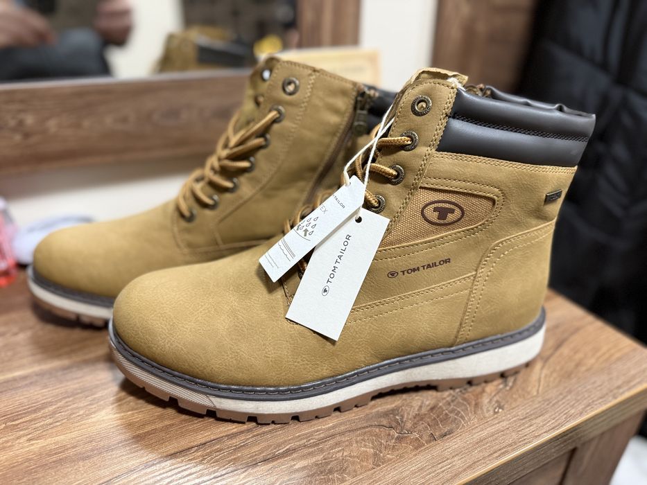 зимни боти кубинки Tom Tailor 44