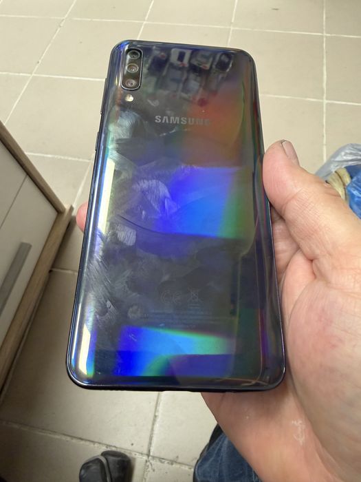 Samsung Galaxy A50 4/128gb отличен