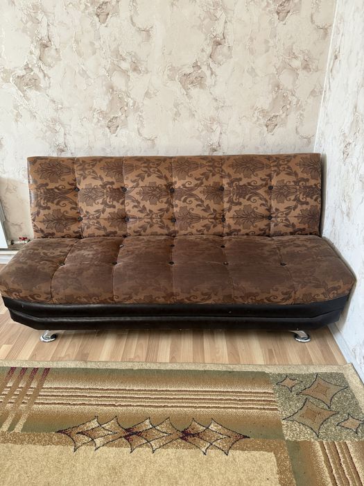 Продам диван и кресла