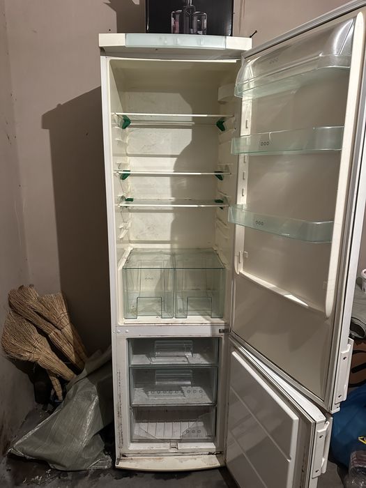 Продам холодильник срочно