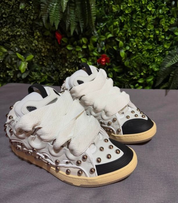 Adidasi lanvin curb