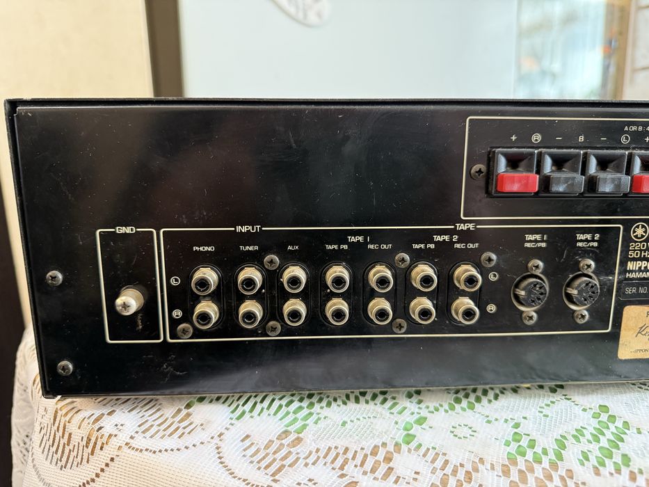 Yamaha CA-V2 Стерео усилвател