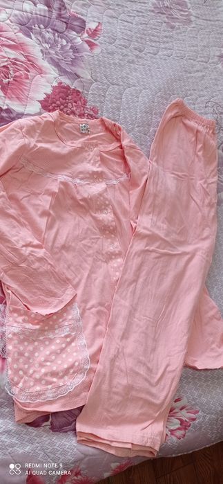 Пижама 48 размер розово-персиковый цвет в отличном состоянии
