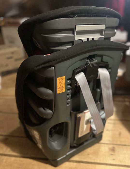 Scaun auto de copii Britax Romer Isofix impecabil