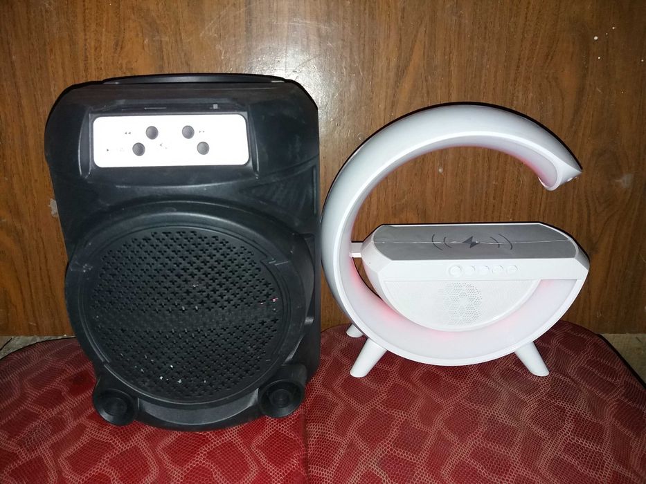 Продам две портативные колонки