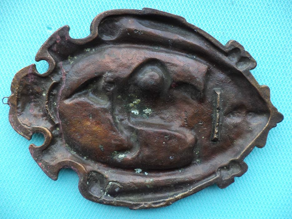 Aplica ornament panoplie veche metal vand - schimb