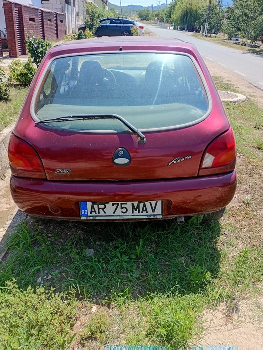 FORD Fiesta 1999 — imagine 3