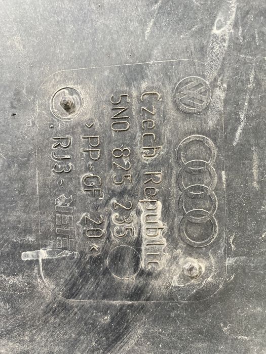 Scut motor scut lateral stanga dreapta vw passat b6 b7 cc tiguan 5n