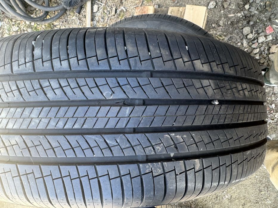 Продам резину NEXEN 235/60/18