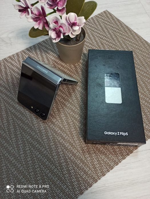 Samsung Flip 5 256GB