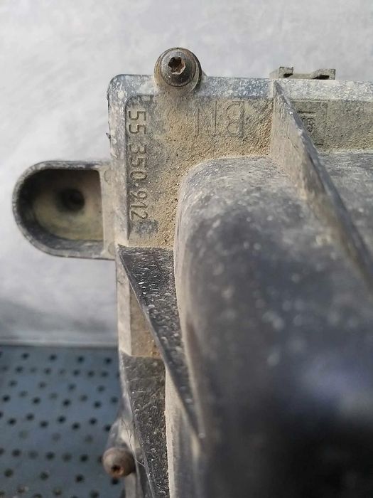 Carcasa filtru aer 1.9 cdti opel vectra c 55350912