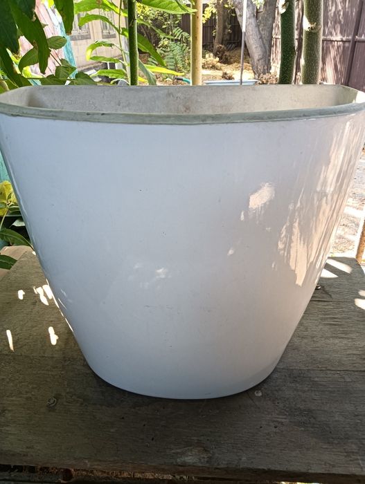 Продается бочек от унитаза за 6000т