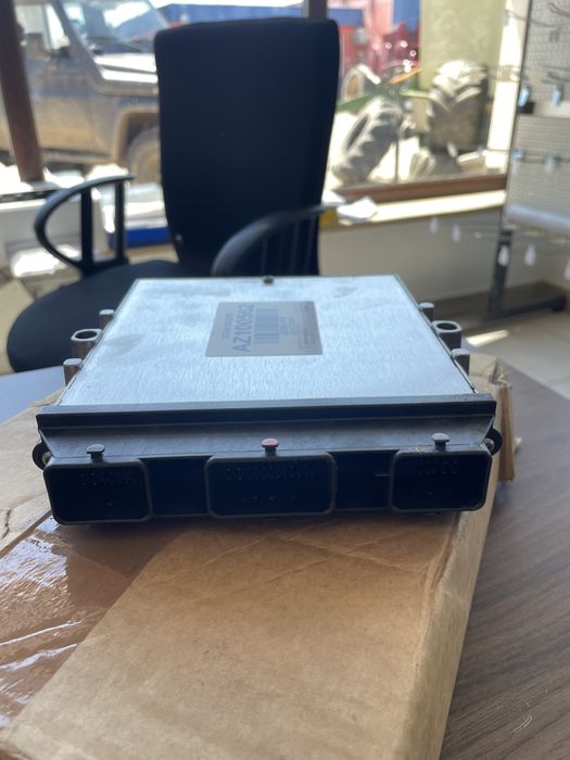 Modul electronic JOhn Deere AZ100562