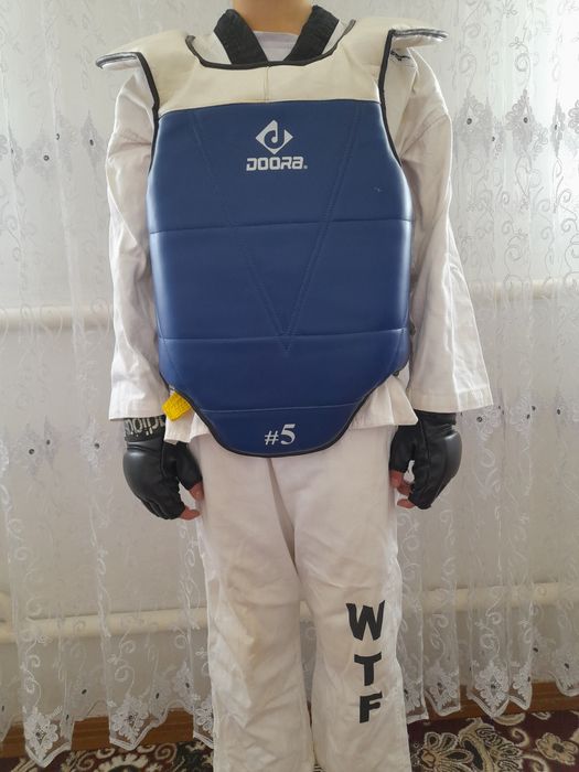 Таеквандо формасы сатылады Бахасы келисимли