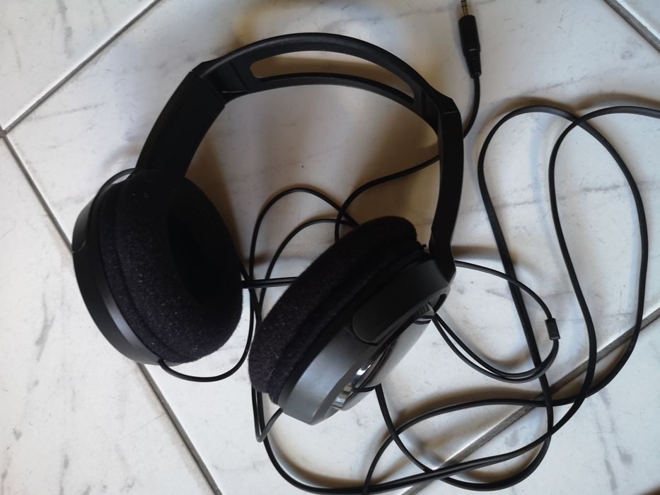 Аудио слушалки  JVC с 2 м кабел + 2 броя кабели