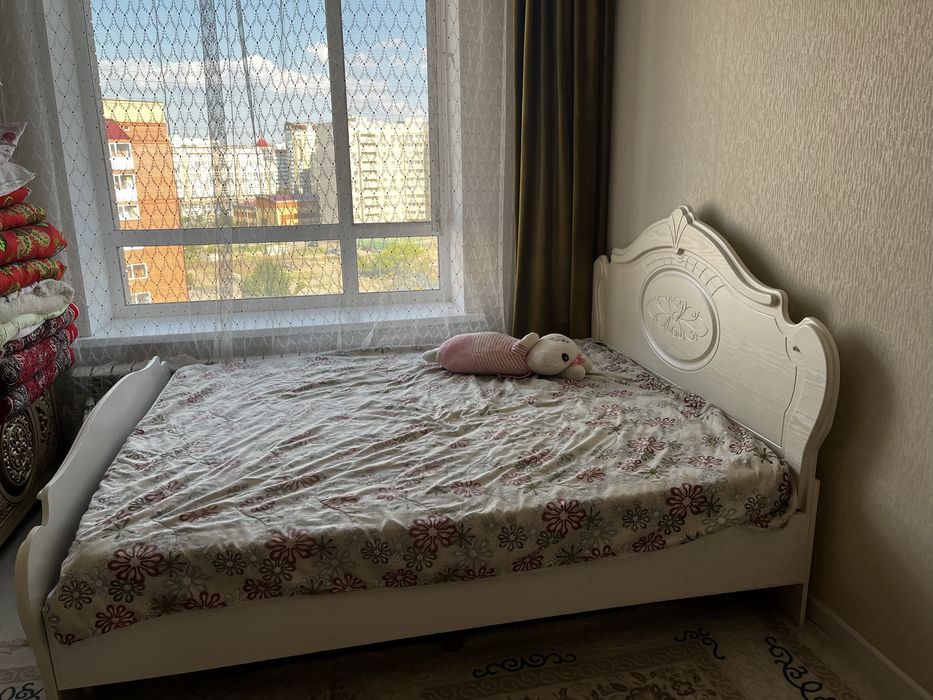 Продаем двухспальный кровать