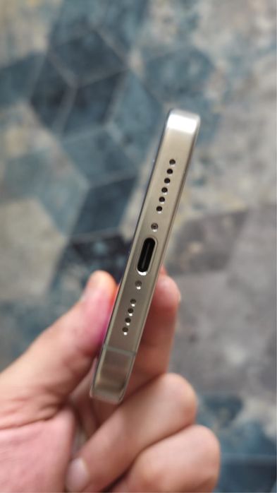Продам Обмен Iphone 15 pro max