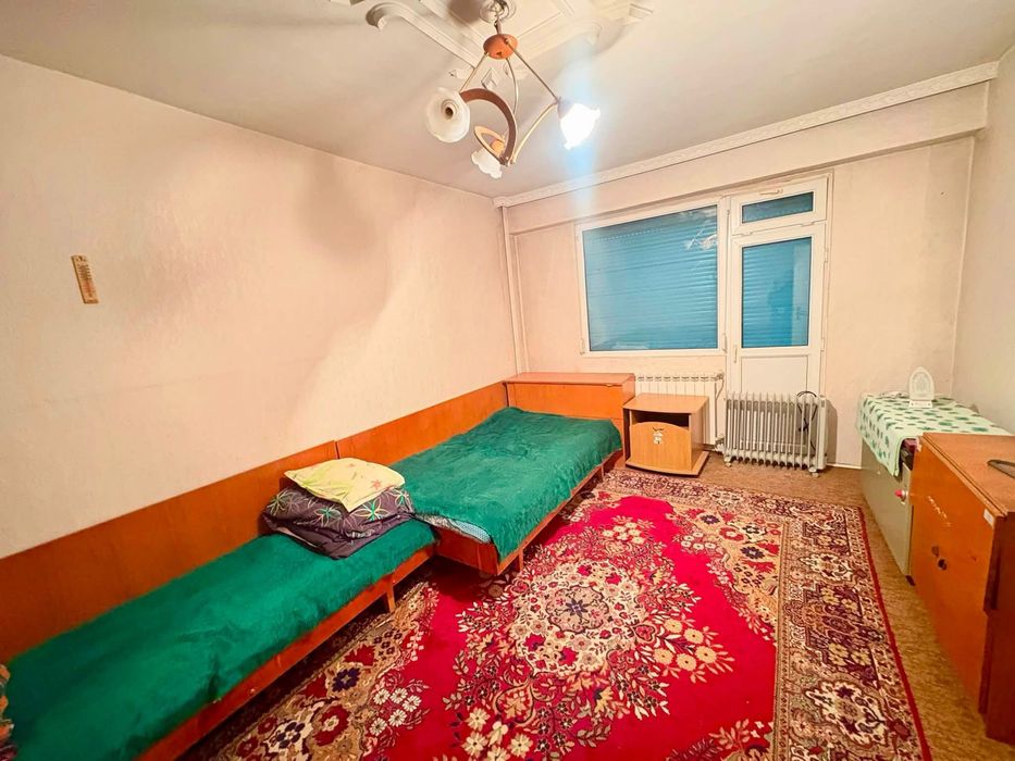 Тристаен Апартамент Юг, Среден етаж - кв. Запад 2 гр. Търговище