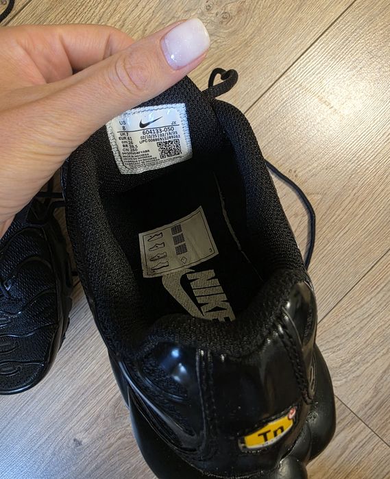 Оригинални маратонки Nike Air Max Plus 41 номер