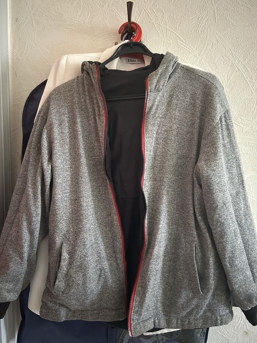 Продаю куртку весна-осень