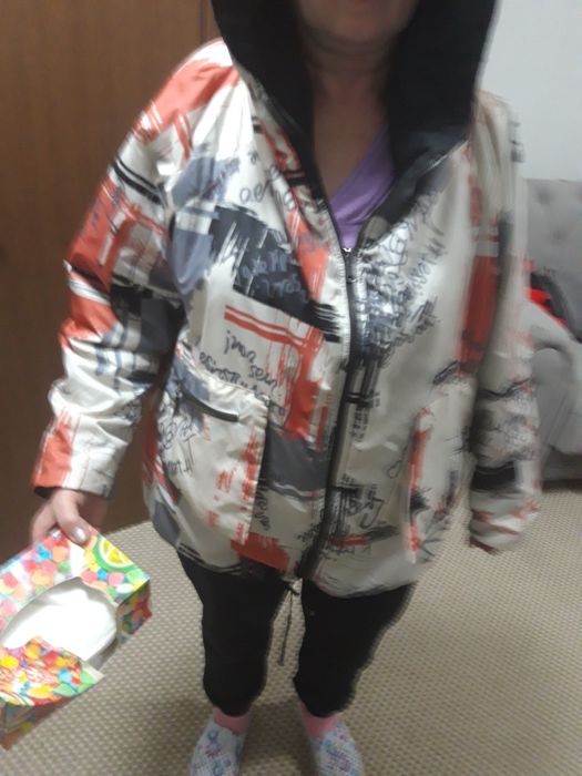 Продам куртку произ Турция