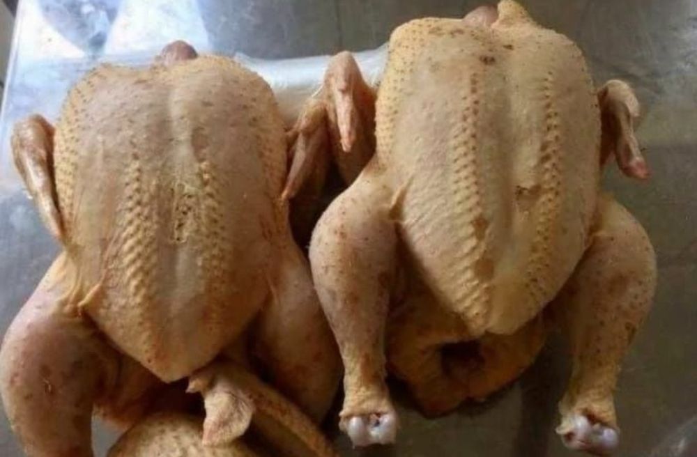 Продам курочек бройллерных домашних.Вес 2-2.5кг.На заказ.Доставка.