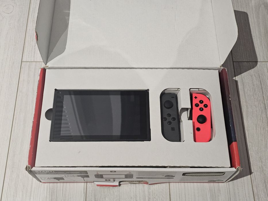 Vand consola nintendo switch v2