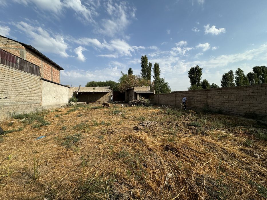 Продается земля 6 соток. Кибрай. Турк махалла