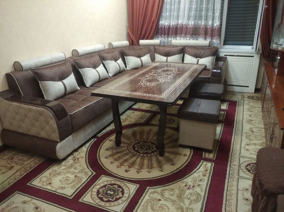 Gostinoy ugalok noviy